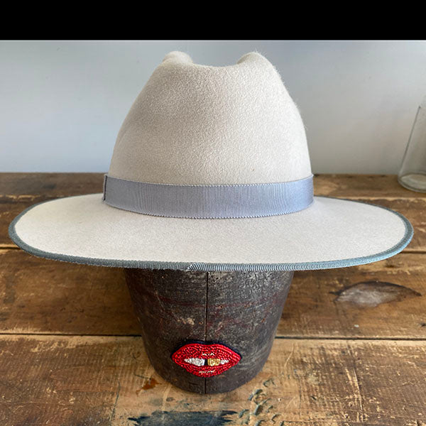 Sample SALE: bone