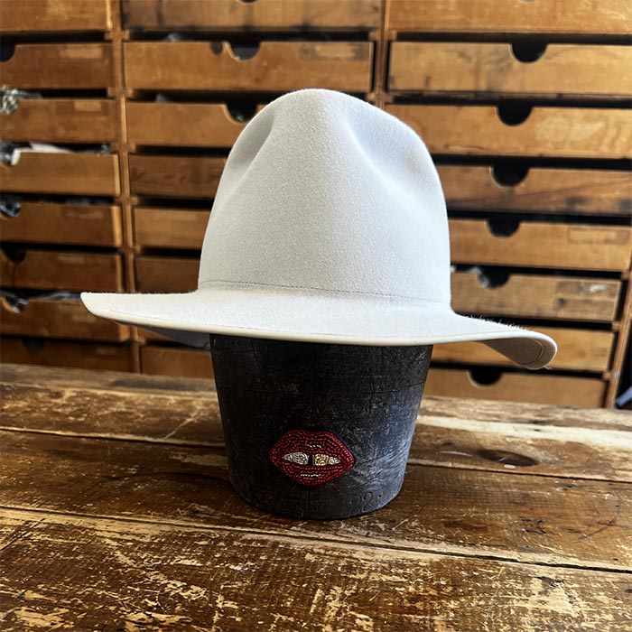 sample: natural fedora (M/L)
