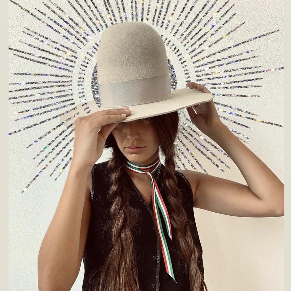 Ro Hat