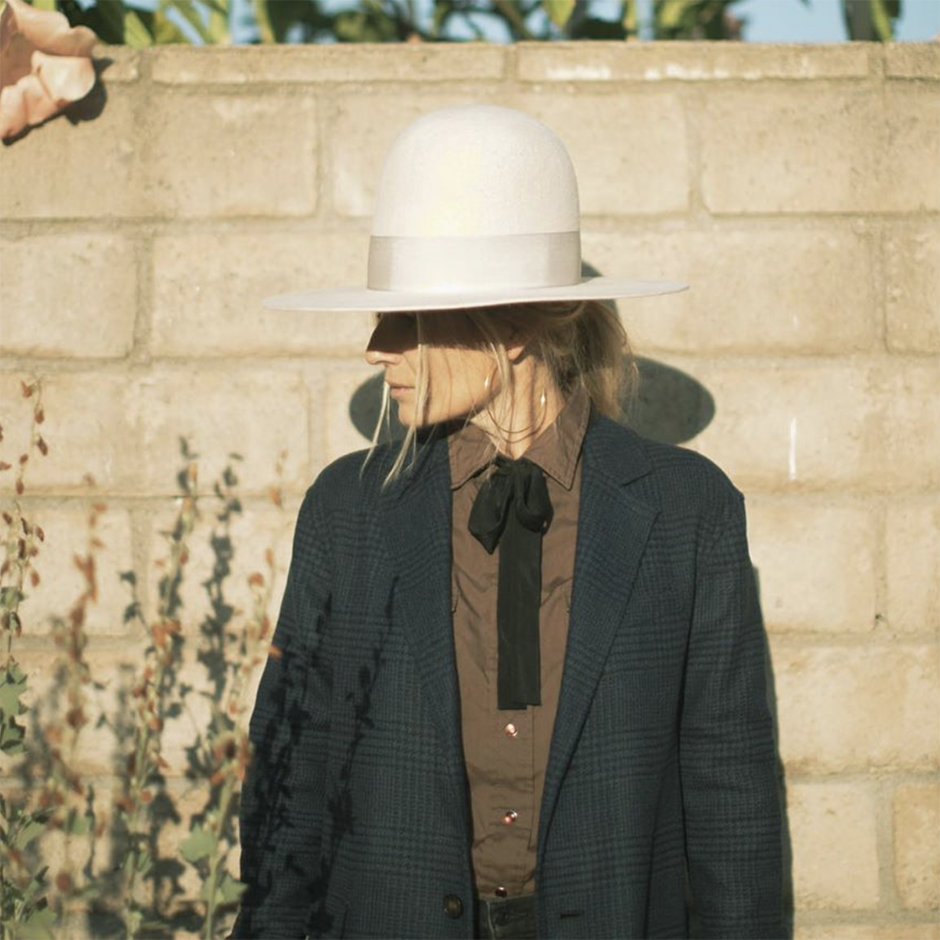 Ro Hat